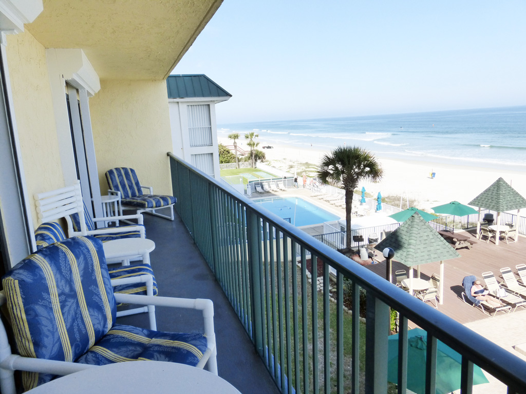 Daytona-Beach-Shores-Sunglow-Resort-Balcony